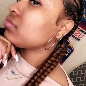 Meet your Posher, Krystal